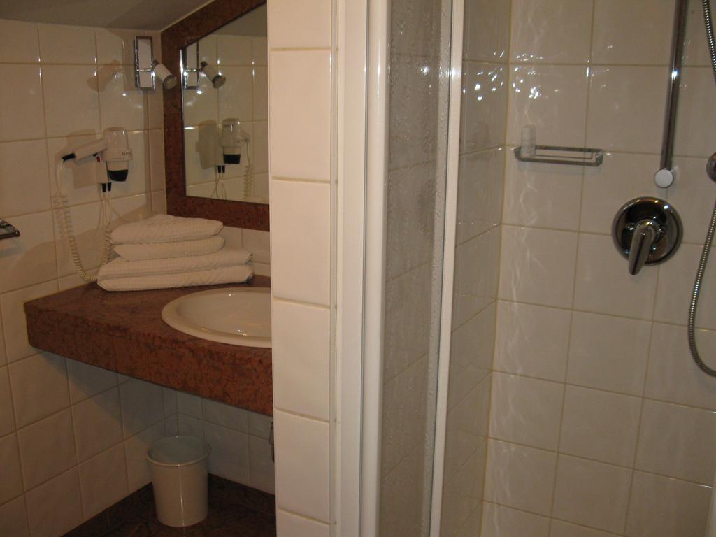 Hotel Martin Ramsau am Dachstein Oda fotoğraf